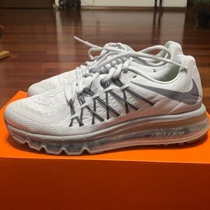 Women’s Nike Air Max 2015 sz 8 white and grey